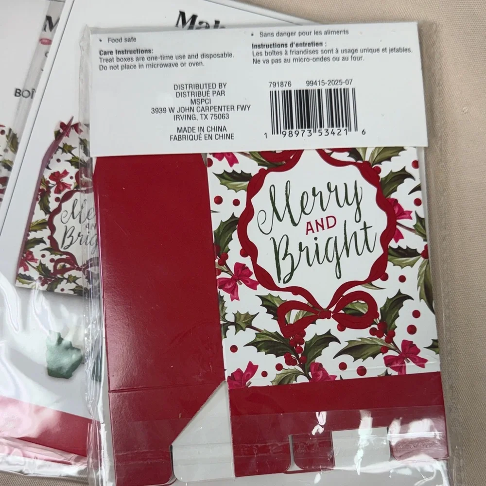 Makery Brand Merry and Bright Red Christmas Treat Boxes 12 pieces food safe new